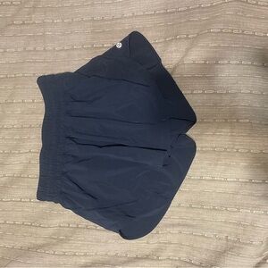 Lululemon track that shorts size 6